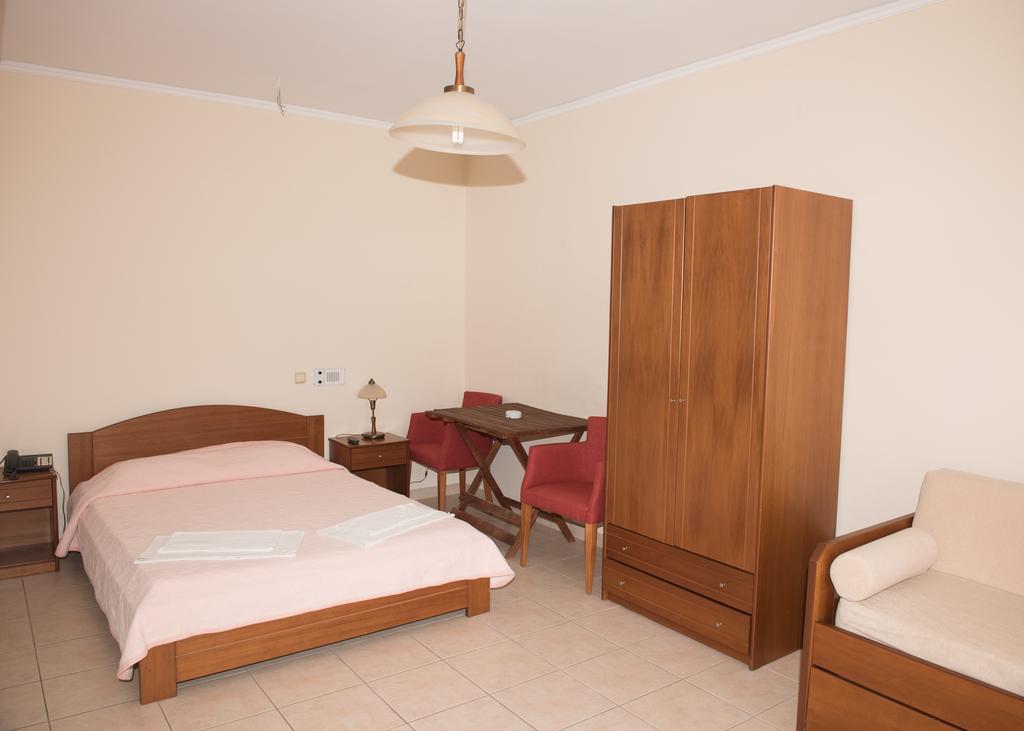 Morfoula Aparthotel วาเตรา ภายนอก รูปภาพ