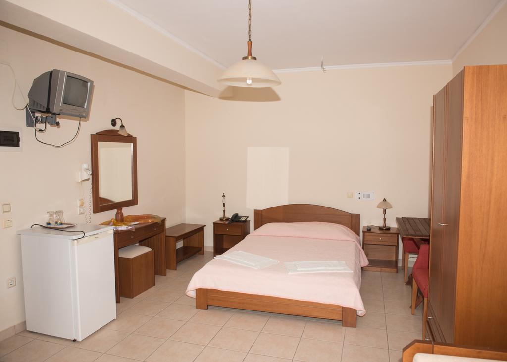 Morfoula Aparthotel วาเตรา ห้อง รูปภาพ